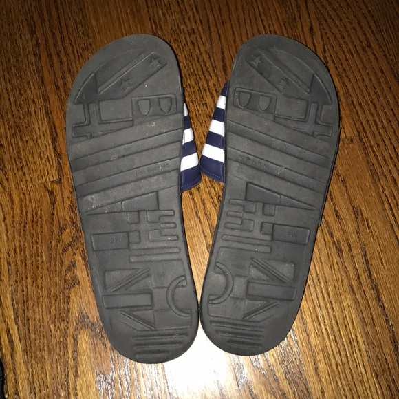 Adiddas Slides - Picture 2 of 2